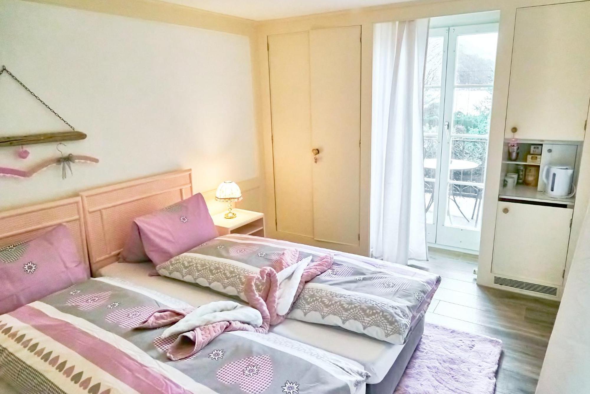 Doppelroom With Terrace Därligen Esterno foto